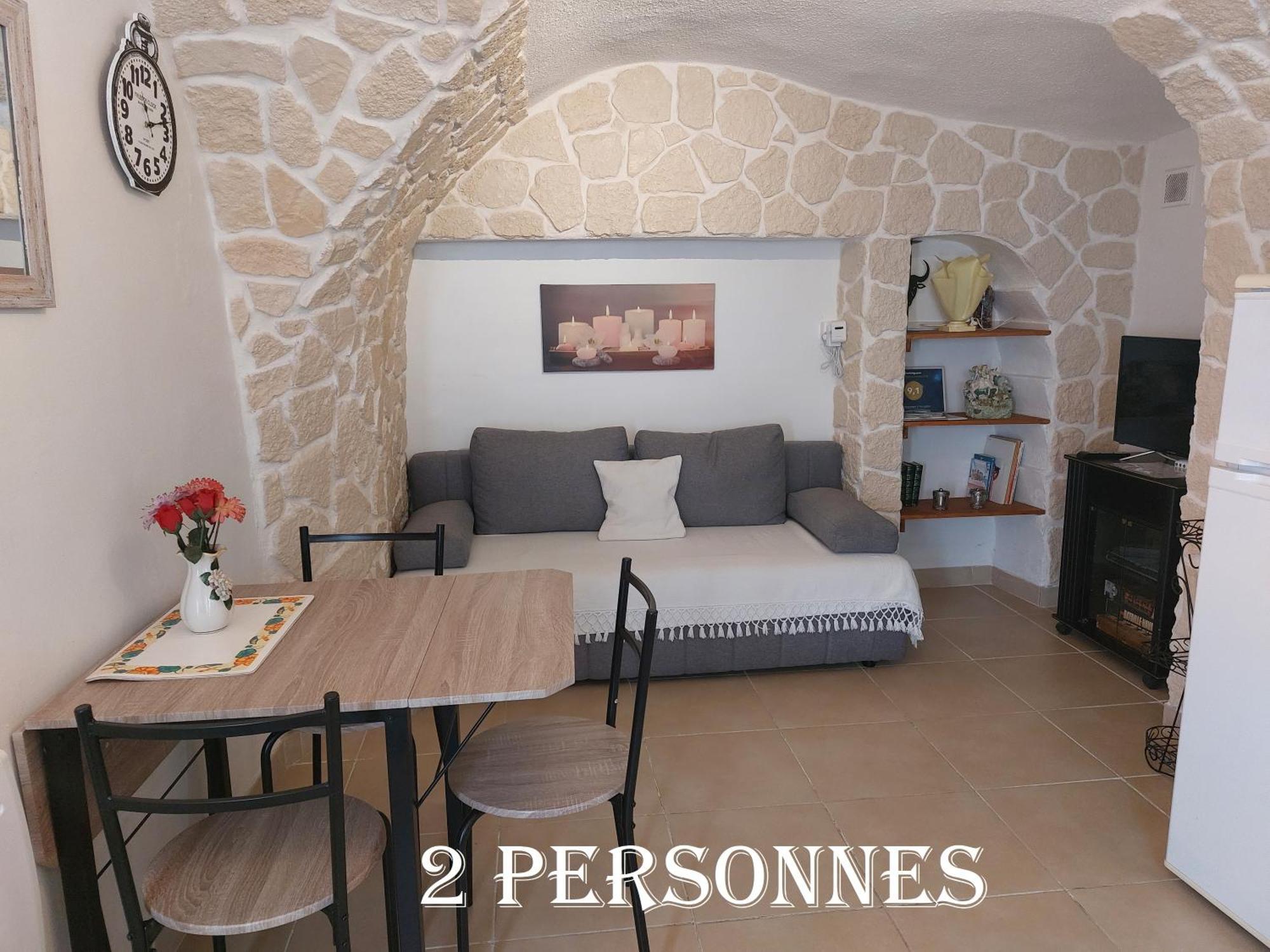 Appartement à *